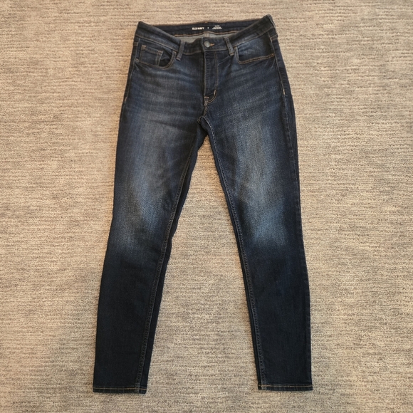 Old Navy Mid-Rise Rockstar Super-Skinny Jeans 8 - Picture 1 of 3